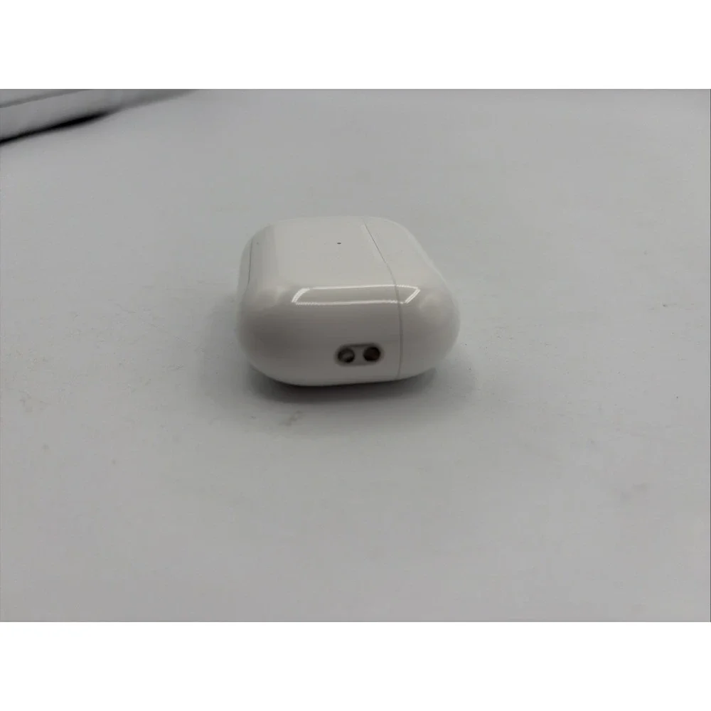 Apple AirPods Pro 2nd Gen USB-C MagSafe Charging Case White A2968 A3047 A3048